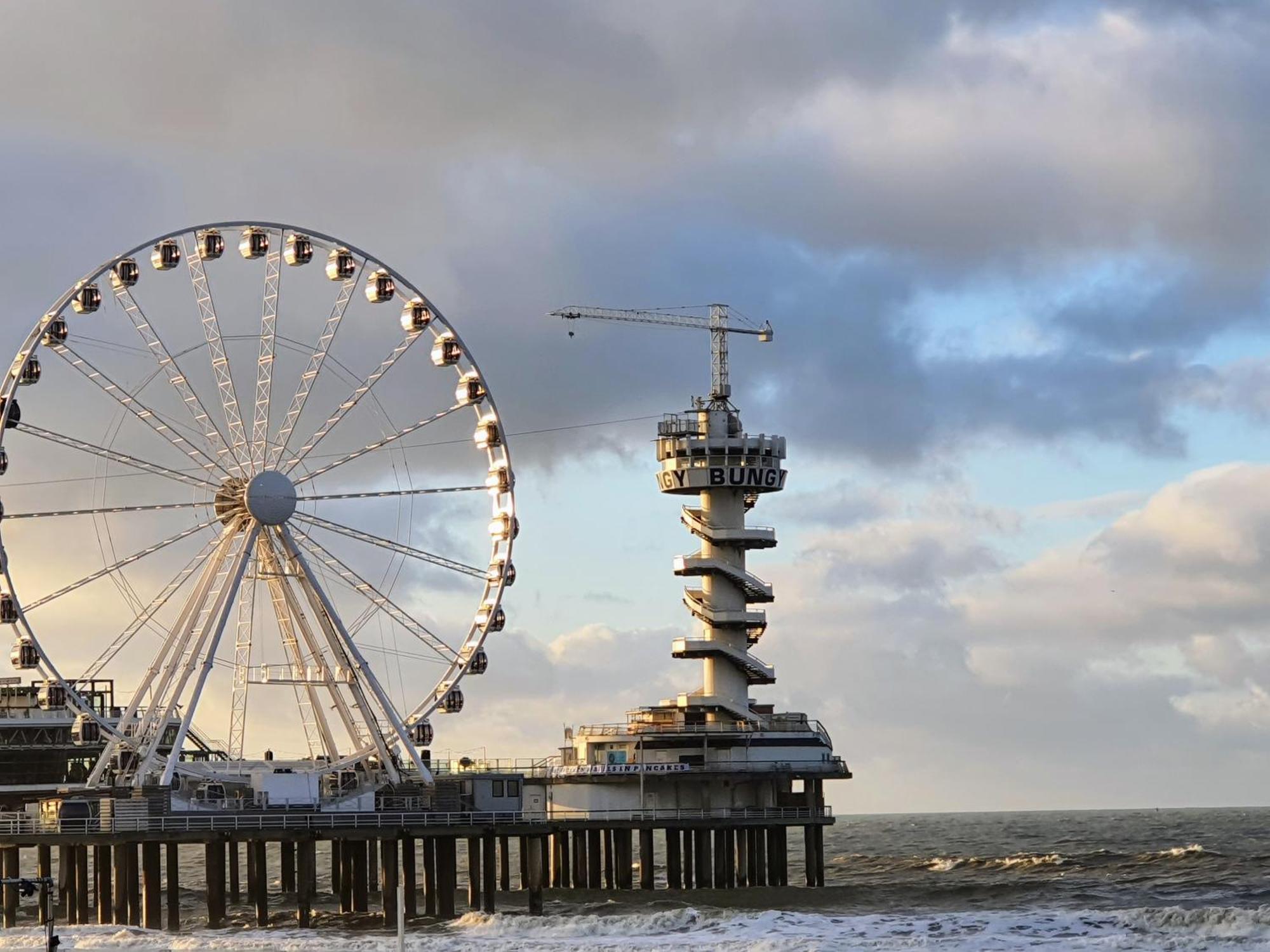 Bluebeach Scheveningen Den Haag Bagian luar foto