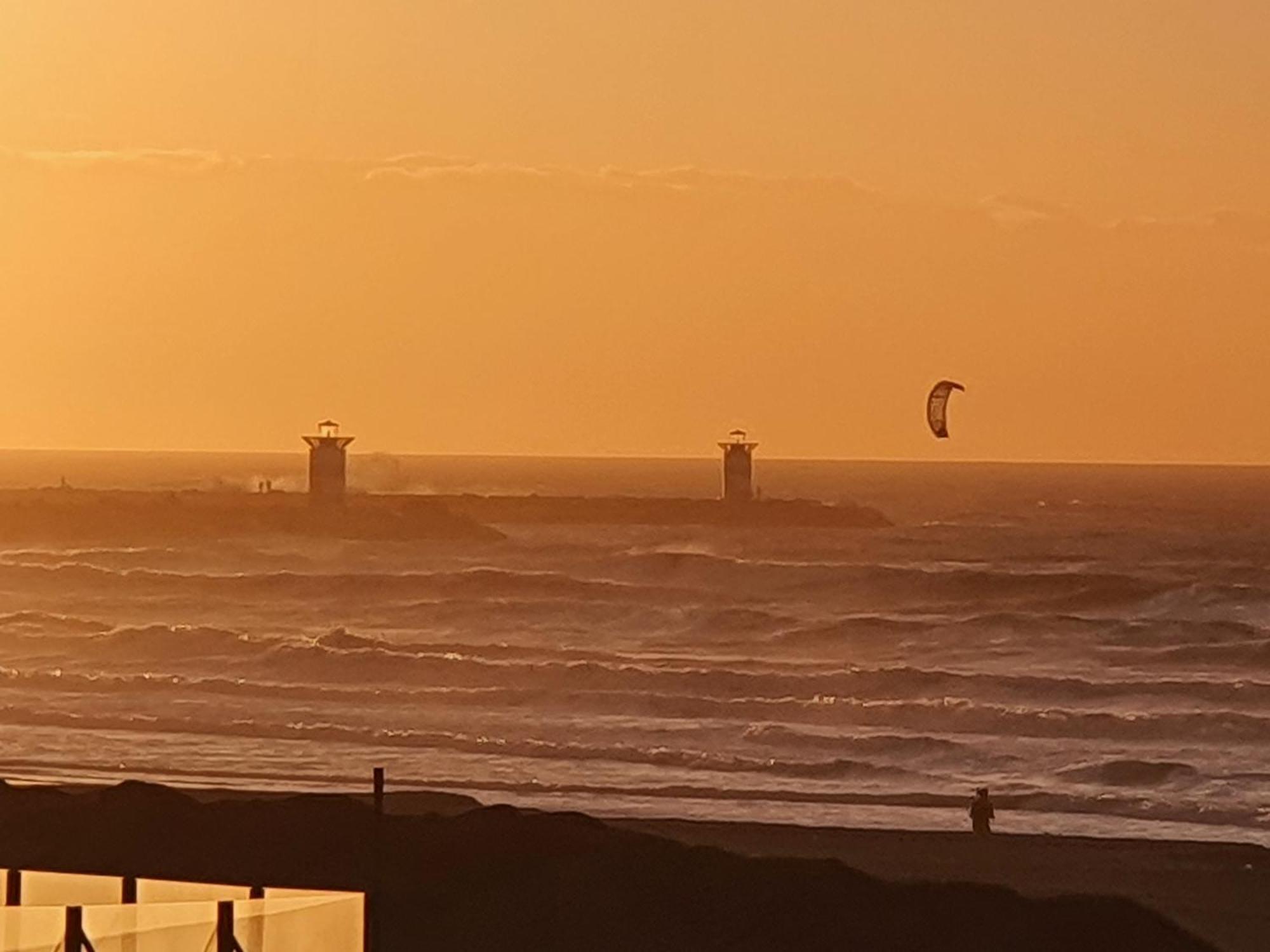 Bluebeach Scheveningen Den Haag Bagian luar foto